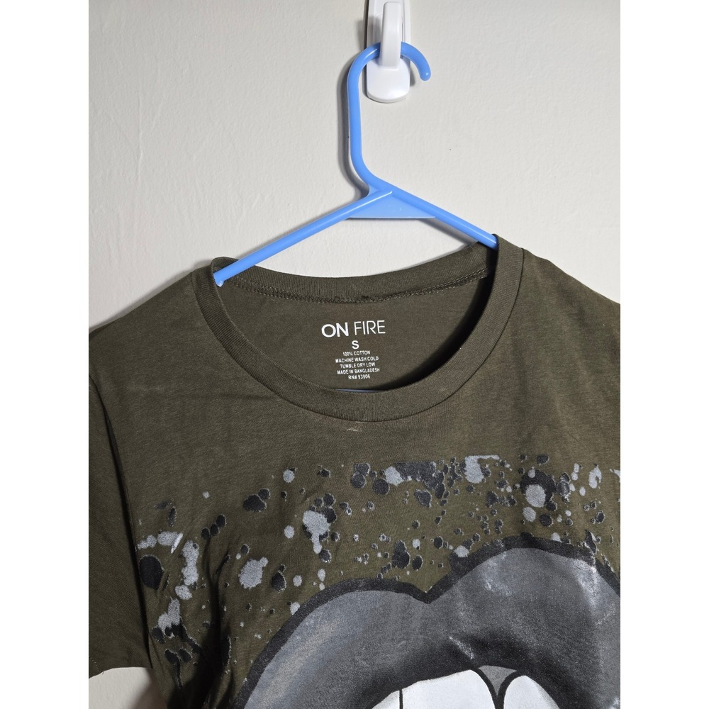 On Fire‎ Lips Graphic T-Shirt Drawstring Olive Green Trendy Top Size S